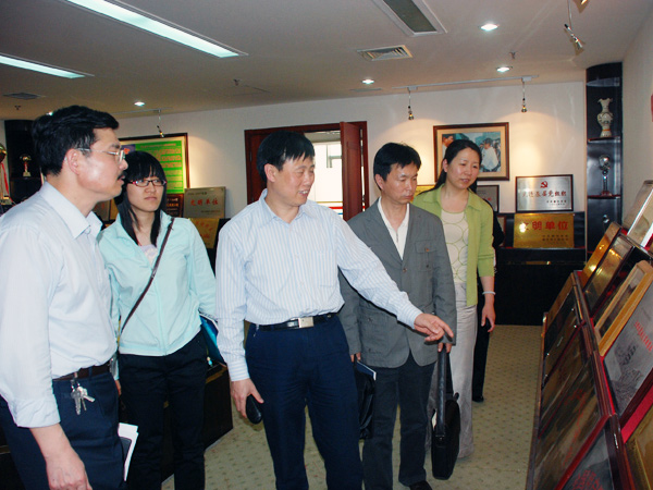 ʡ��������ϯ�O��̩���켯�F